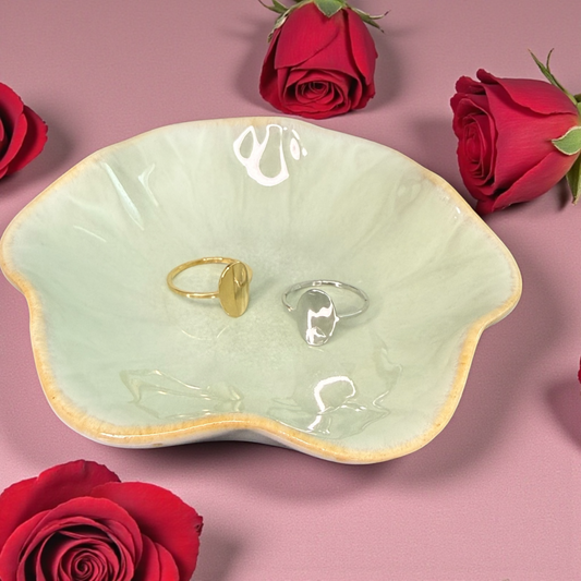 Oval Ring